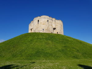 cliffords-tower-york